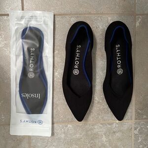 Rothy's The Point balack size 7.5 with new unopened additional set of liners